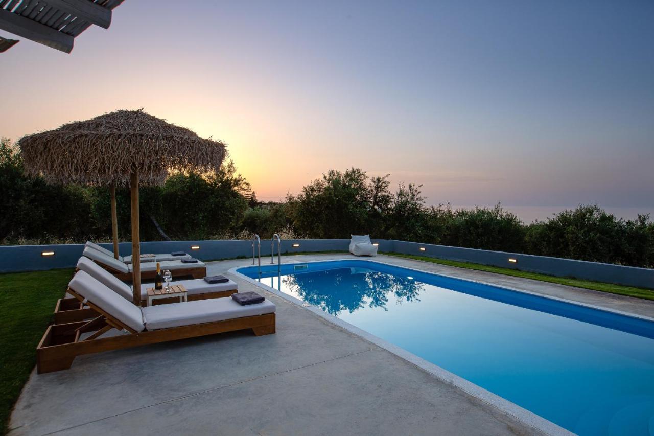 Gramvella Resort Аделианос Кампос Екстериор снимка